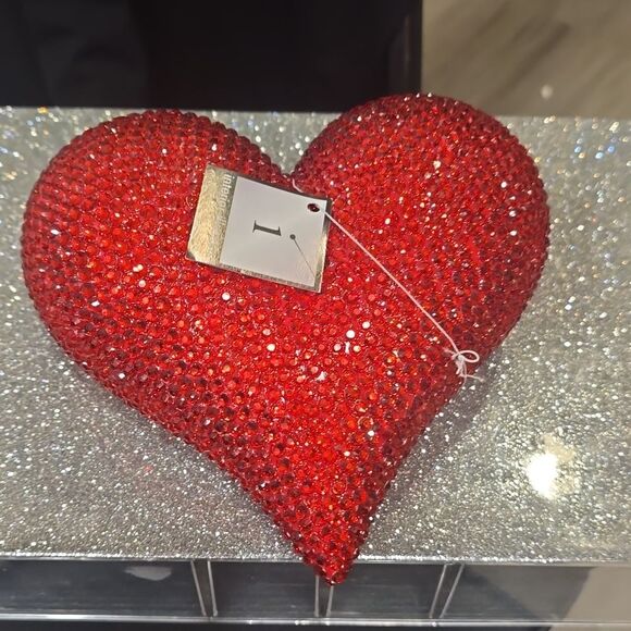 Interior Illusions Plus Red Rhinestone Love Heart - Picture 5 of 7